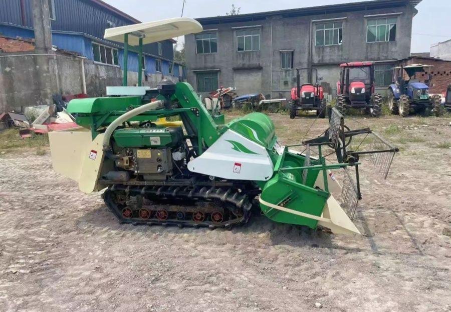 Cosechadoras combinadas de orugas (trigo y arroz)