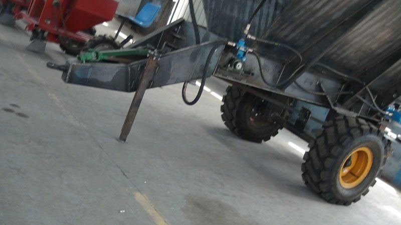 ناشرات السماد العضوي SF